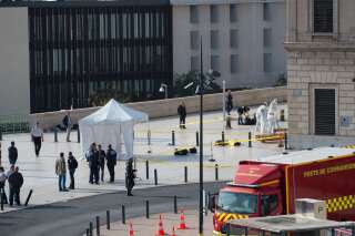 Attaque au couteau à Marseille: ce que l'on sait sur les deux victimes