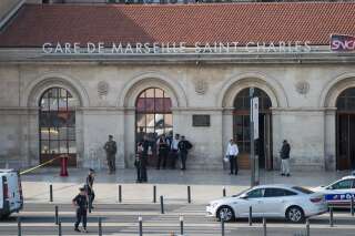 Attaque au couteau à Marseille: le frère de l'assaillant mis en examen
