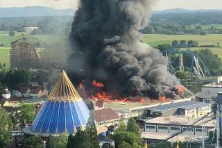 Europa Park: Un énorme incendie se déclenche dans le parc d'attractions, pas de blessé