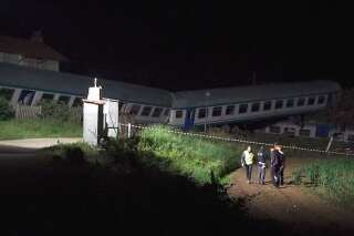 Les images du déraillement de train qui a fait deux morts en Italie