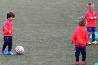 Le fils de Lionel Messi, Thiago, a commencé à s'entraîner au centre de formation du FC Barcelone