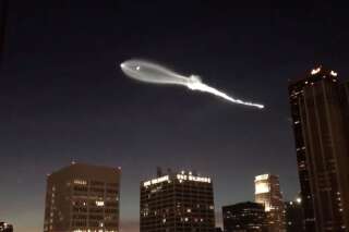 Des aliens au-dessus de Los Angeles? Non, juste une fusée de SpaceX fendant le ciel qui a affolé les habitants