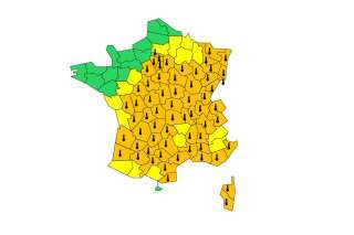 Canicule: Météo-France garde 67 départements en vigilance orange