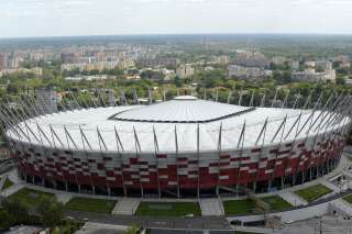 En Pologne, le stade de Varsovie transformé en hôpital provisoire