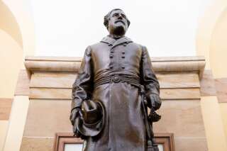 Aux États-Unis, le retrait des statues confédérées du Capitole voté par la Chambre
