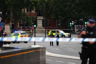 Londres: Un attentat à la voiture-bélier fait plusieurs blessés devant le Parlement