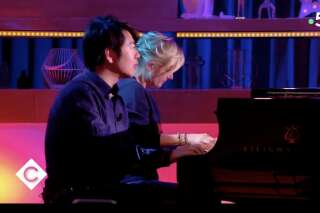 Anne-Élisabeth Lemoine partage le piano du virtuose Lang-Lang