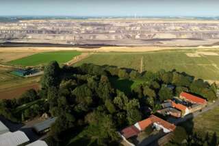 En Allemagne, une mine de charbon qui engloutit les villages