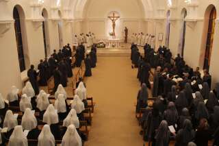 Abus sexuels dans l'Église: des victimes de la communauté Saint-Jean témoignent
