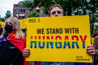 En Hongrie, la loi homophobe qui a agité l'Euro et l'UE aura des conséquences concrètes