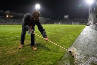 Le match de L1 Nîmes-Rennes reporté à cause de pluies diluviennes
