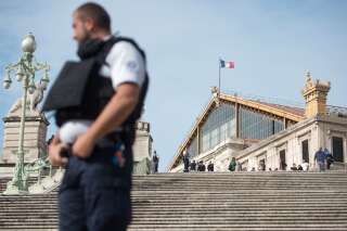 Attaque à Marseille: le tueur n'avait aucun lien établi avec des groupes 