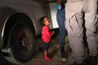 La petite fille devenue le symbole des enfants migrants aux États-Unis n'a pas été séparée de sa mère