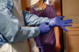 Coronavirus: 135 décès en 24h en France, 8 patients de moins en réanimation