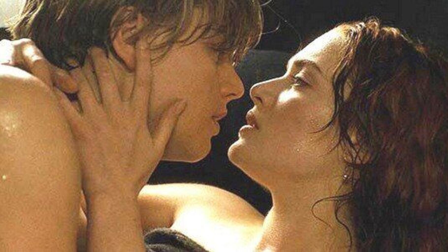 Pourquoi les scènes de sexe de nos films préférés ont tout faux image