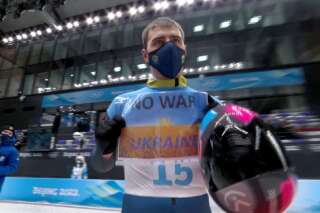 Aux JO de Pékin, le CIO exige d'un athlète ukrainien qu'il range sa pancarte engagée