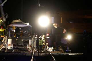 Millas: une violente collision entre un train et un bus scolaire tue au moins cinq enfants