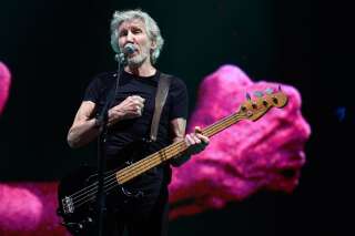 Nicolas Maduro offre une guitare à Roger Waters après ses critiques sur les sanctions américaines