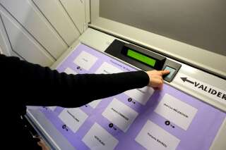 Élections régionales et départementales: pourquoi les machines à voter posent un problème démocratique