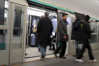 Après la panique sur la ligne 1 du métro parisien, ce syndicat réclame une présence humaine à bord