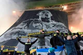 Hommages à Sala: Le FC Nantes mis à l'amende pour des fumigènes