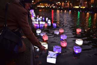 Pour les victimes du 13-Novembre, une journée de commémorations sobres, lancée par François Hollande