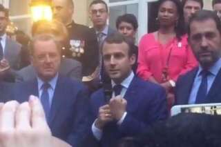 Emmanuel Macron rend une visite surprise aux députés de sa majorité: 