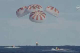 La capsule Dragon de SpaceX a réussi son amerissage dans l'océan Atlantique