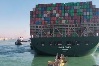 Canal de Suez: L'Égypte réclame 900 millions de dollars de dédommagements
