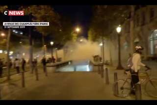 Des tensions sur les Champs-Élysées après une journée de manifestations