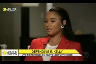 L'une des femmes qui défendaient R. Kelly se retourne contre lui et se dit 