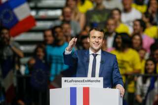 Emmanuel Macron ironise sur les rumeurs de sa 