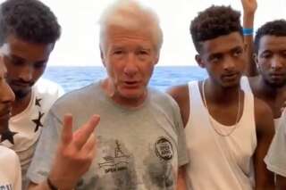 Richard Gere sur l'Open Arms pour soutenir les 121 migrants bloqués à bord