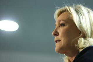 Présidentielle 2022: Marine Le Pen face au mur des parrainages