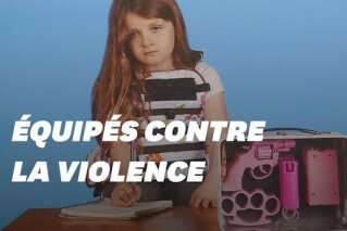 Un artiste crée des gilets pare-balles pour enfants contre les fusillades aux États-Unis