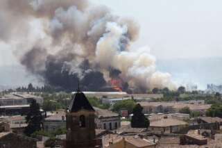 L'incendie dans le Gard et le Vaucluse détruit une quinzaine de maisons