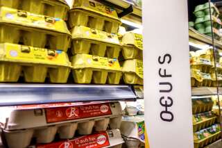 Œufs contaminés: des produits pouvant contenir du fipronil retirés des rayons de supermarchés français