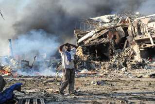 Des dizaines de morts dans un attentat à Mogadiscio, un des pires de l'histoire de la Somalie