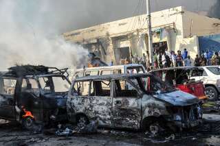 Des centaines de morts dans un attentat à Mogadiscio, un des pires de l'histoire de la Somalie