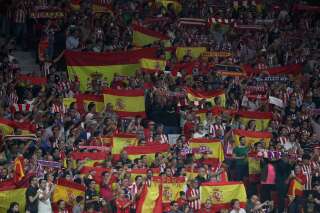 Atlético Madrid-FC Barcelone: le public madrilène chante 