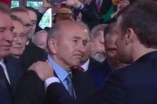 Lors de la passation de pouvoir, Gérard Collomb ému aux larmes de voir Macron à l'Elysée