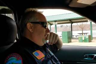 Ce policier fait des adieux émouvants par radio interposée pour son départ en retraite