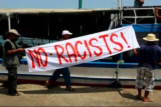 Ces pêcheurs tunisiens se mobilisent pour empêcher l'accostage d'un bateau 