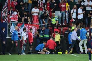 Eibar-Séville: la barrière d'une tribune de foot s'effondre en plein match, deux blessés