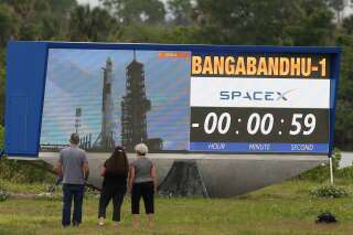 SpaceX contraint de reporter le lancement inaugural de sa dernière fusée