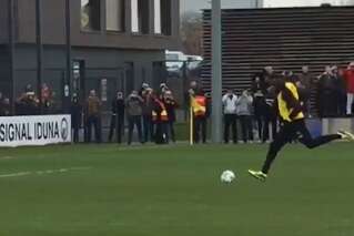 Usain Bolt à l'entraînement du Borussia Dortmund: la star du sprint ne risquait pas de se faire un claquage