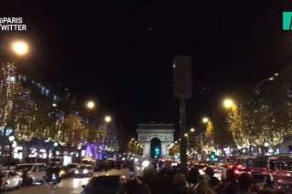 Les images du décompte de l'illumination des Champs-Élysées
