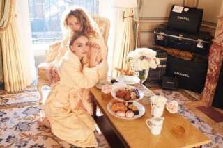 Vanessa Paradis et sa fille Lily-Rose Depp posent pour la bonne cause
