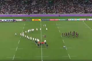 À la Coupe du monde de rugby, les Anglais répondent au haka des All Blacks