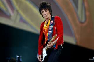 Ronnie Wood, le guitariste des Rolling Stones, révèle avoir eu un cancer du poumon
